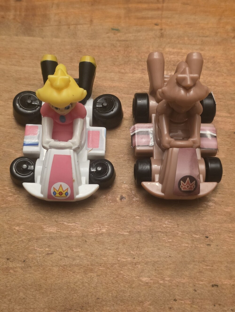 McDonald’s 2024 Mario Kart 8 Deluxe Happy Meal Toy 10 Pink Gold Peach Kart + Reg